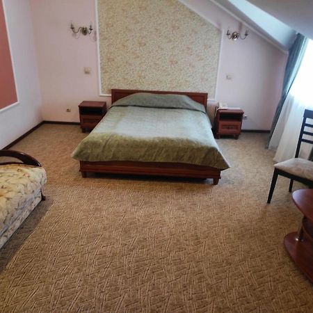 Готель Преміум Lviv Extérieur photo